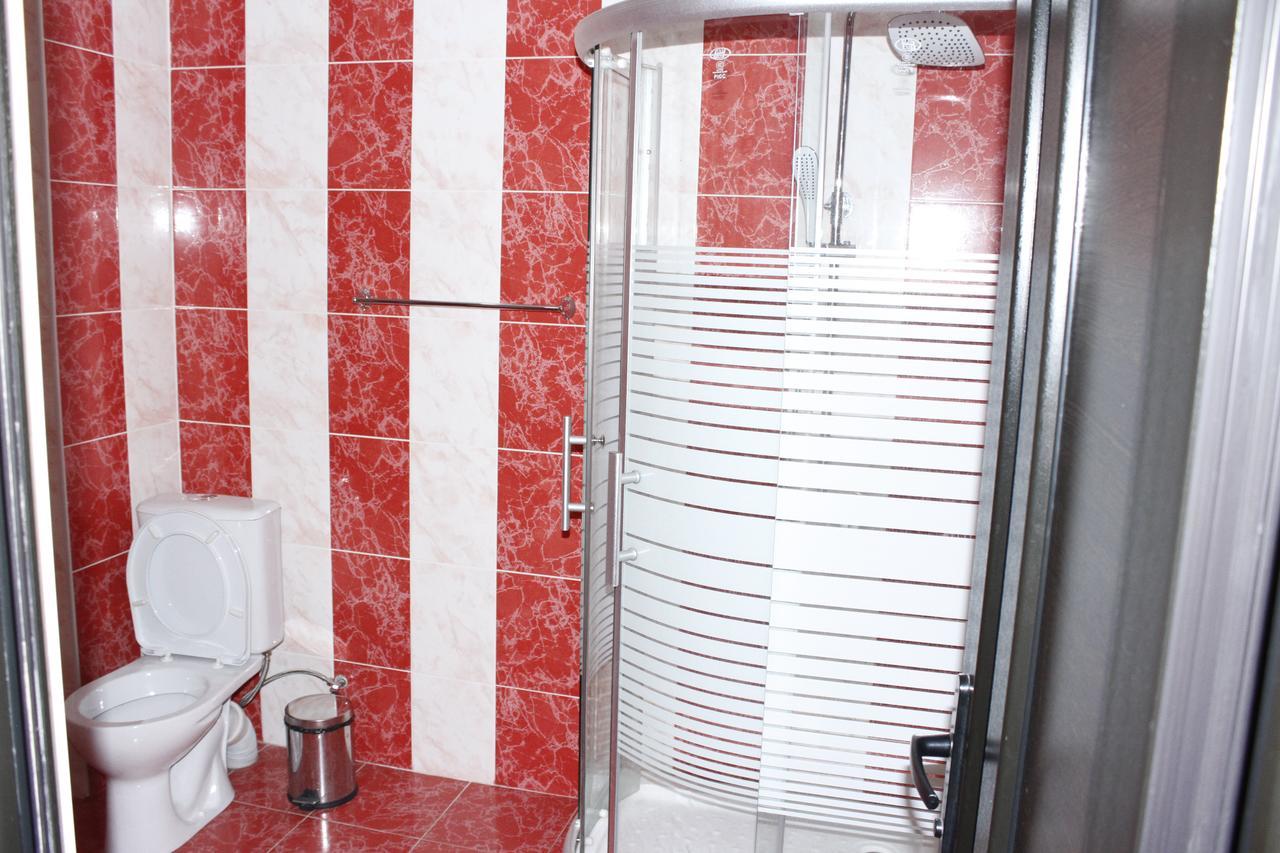 Hotel Fenix Complex Kapan Buitenkant foto